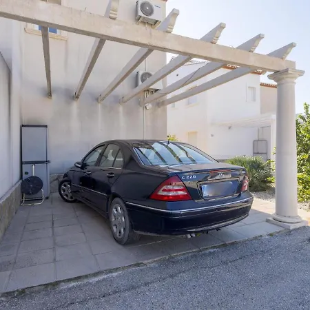 Fabulous In With Swimming Pool Holiday home