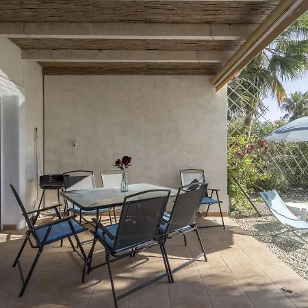 Holiday home Fabulous In With Swimming Pool